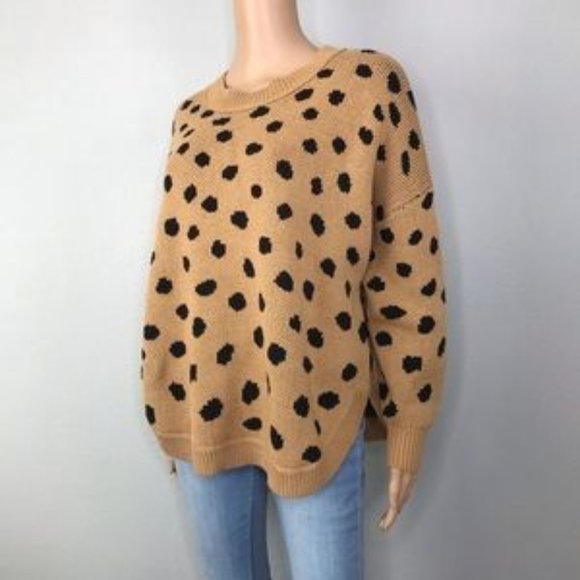 Black spots rounded split hem knit sweater - Picture 4 of 5